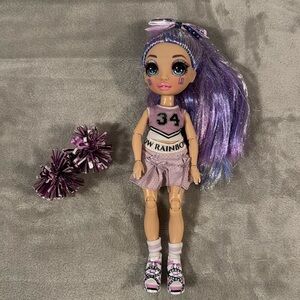 Rainbow High Doll Cheerleader Violet Willow